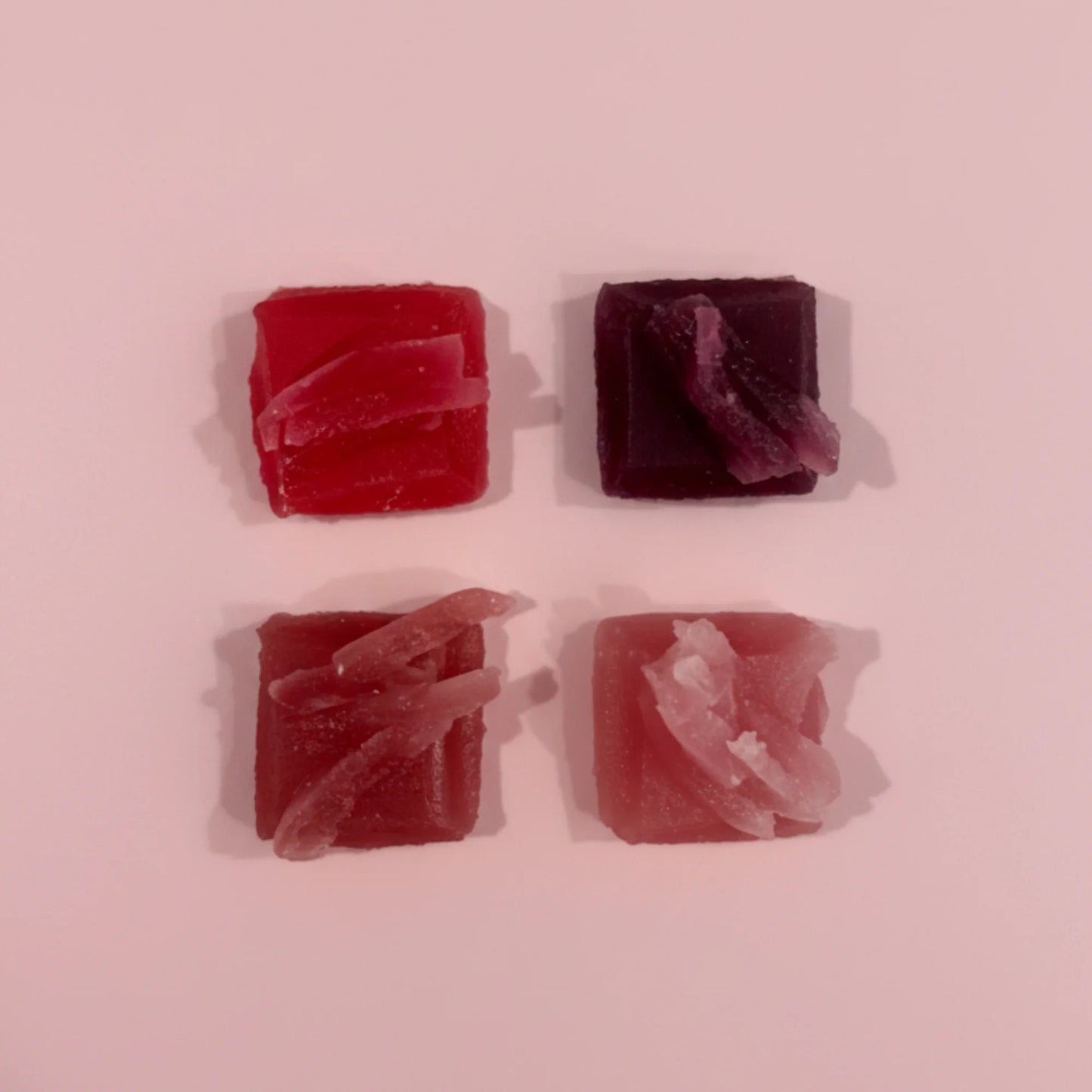 Mini-Box mit 4 essbaren Kristallen mit roten Früchten