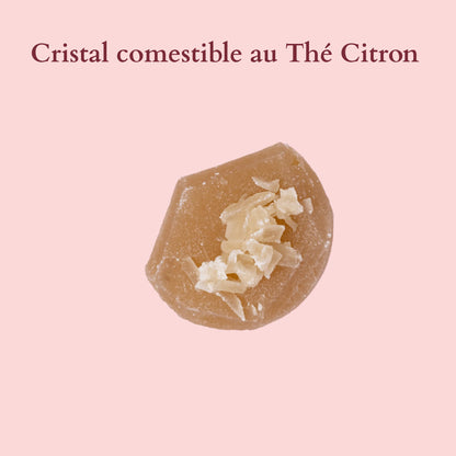 Essbarer Kristall mit Zitronentee